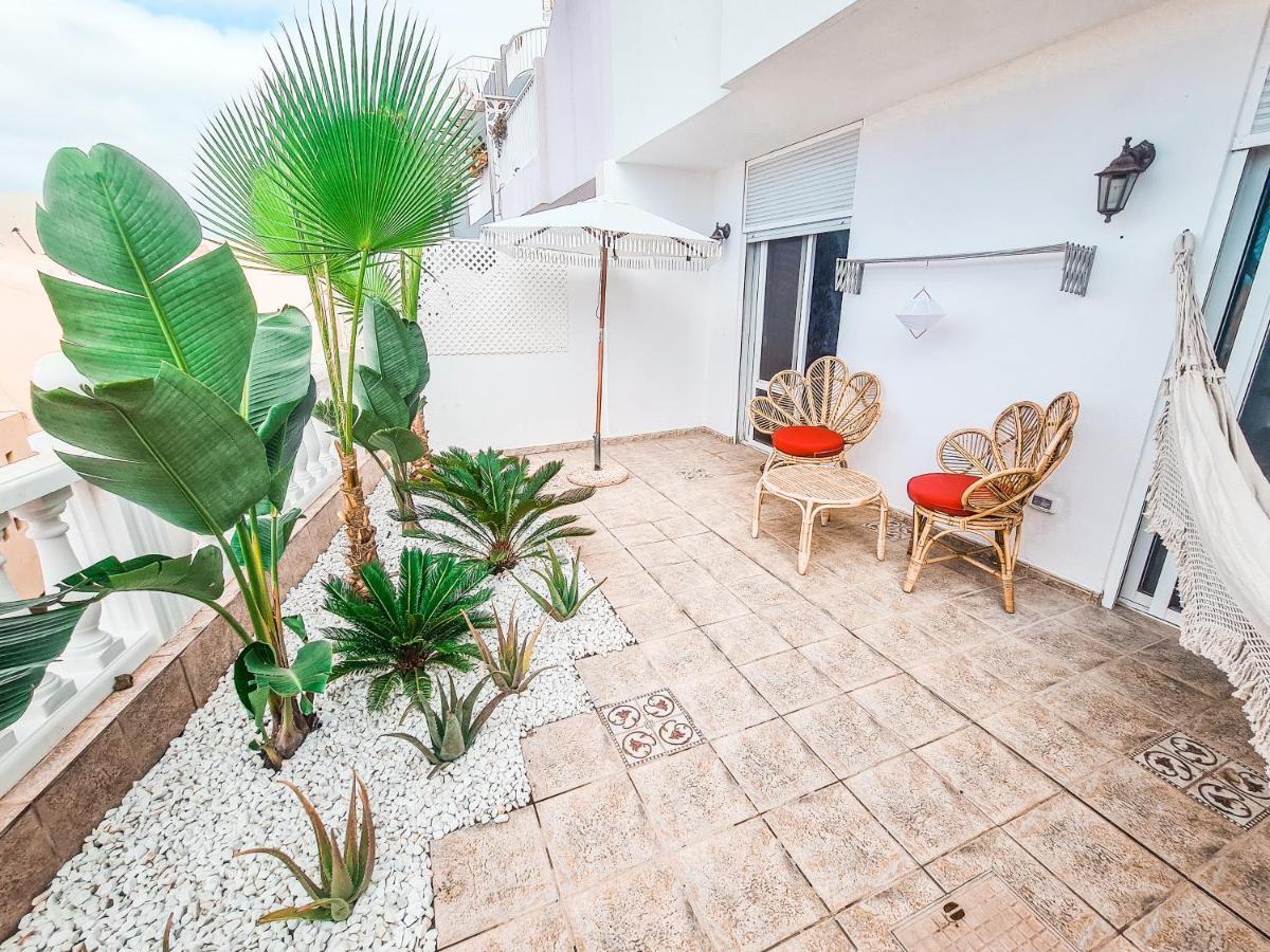 Oceanview Boutique House, 125 Sqm, Parking, Sunset Rooftop 아데제 외부 사진