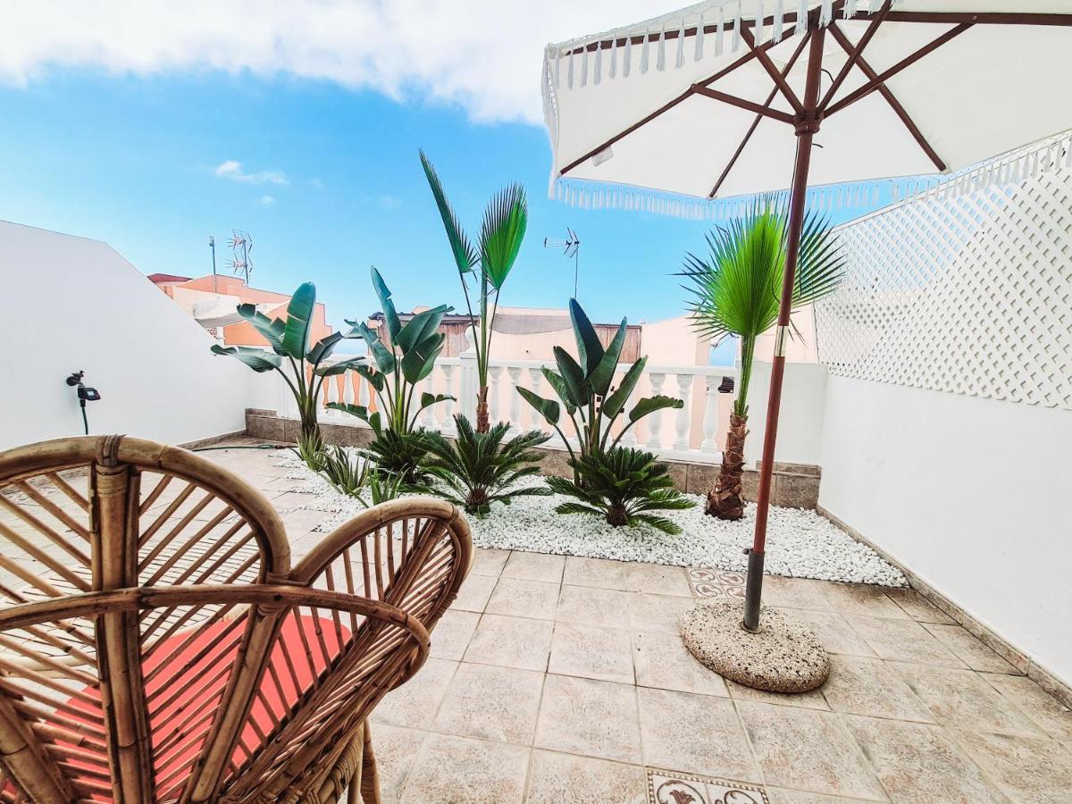 Oceanview Boutique House, 125 Sqm, Parking, Sunset Rooftop 아데제 외부 사진