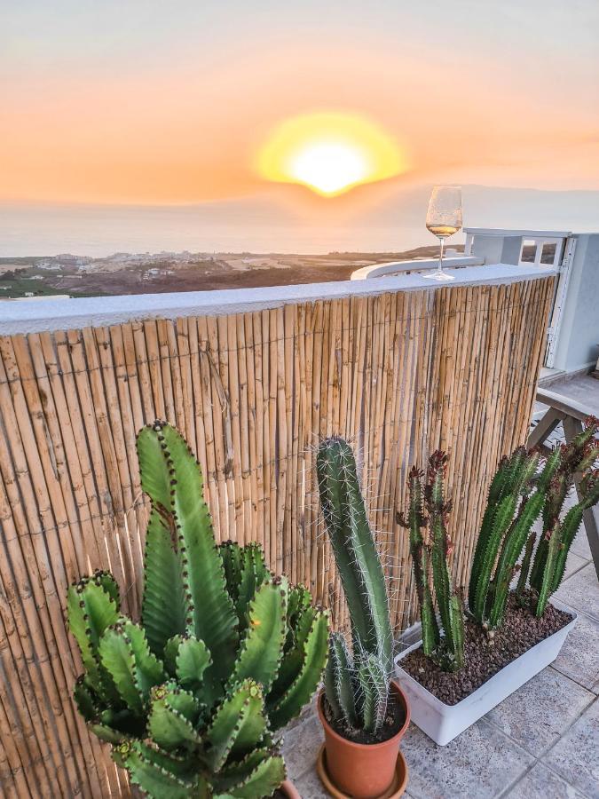 Oceanview Boutique House, 125 Sqm, Parking, Sunset Rooftop 아데제 외부 사진